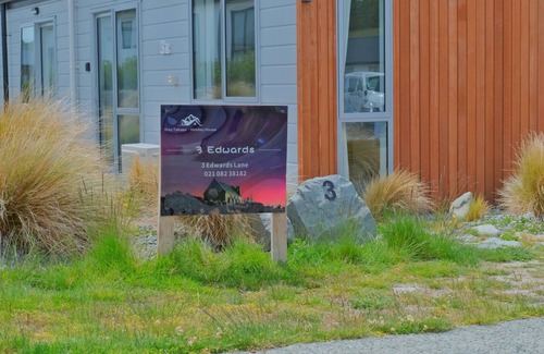 Lake Tekapo Apartment | Private 1 Bedroom Unit B