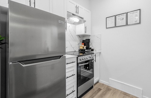 Calgary Apartment | Private 1BR Suite | Private Access | 15 mins to Calgary Intl Airport (YYC).