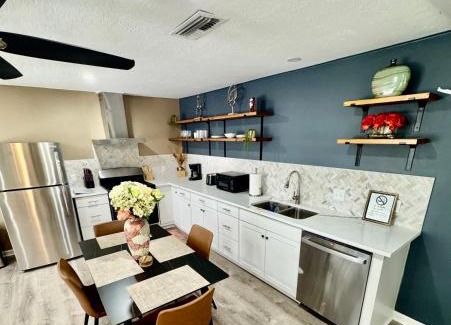 Stafford House | Private 2 bedroom duplex