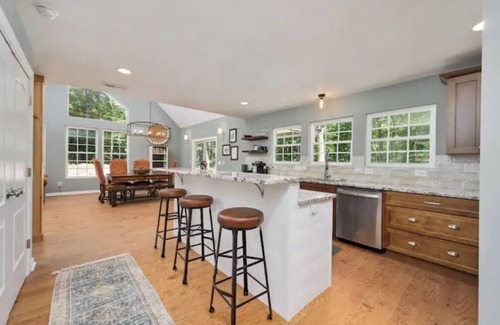 Cooleys Rift House | Private 3 Bedroom Home in Gated Community