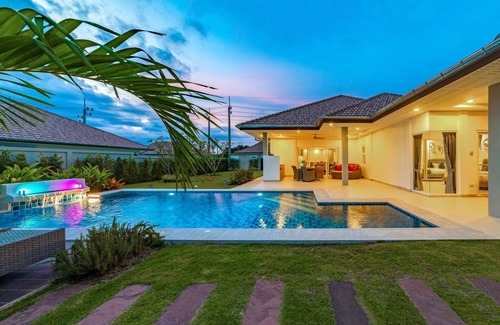 Hua Hin Villa | Private 3 Bedroom Pool Villa (MS22)