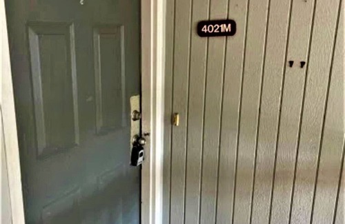 Clemmons Condo | Private, amazing 1-bedroom condo in central location