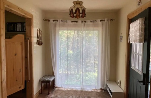 Northern Bruce Peninsula Cottage | PRIVATE AND COZY COTTAGE WITH A POOL