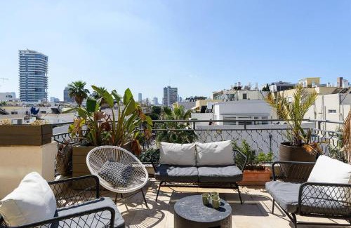 Tel Aviv House | Private and quiet street in Tel Aviv !
