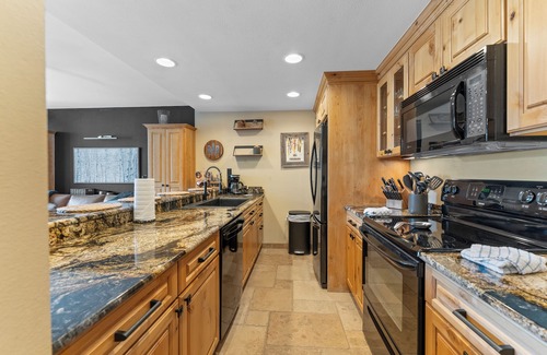 Keystone Condo | Private Balcony w/Mountain Views of Keystone Resort & Great Shared Amenities