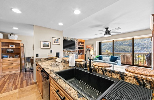 Keystone Condo | Private Balcony w/Mountain Views of Keystone Resort & Great Shared Amenities