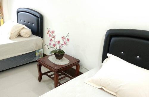 Buleleng House | Private Bali Artifac GuestHouse