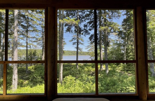 Phippsburg House | Private Bayfront Home 2 mins from Popham Beach with Hot Tub