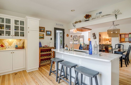 Kitty Hawk House | Private Beach Access & Hot Tub: Kitty Hawk Haven