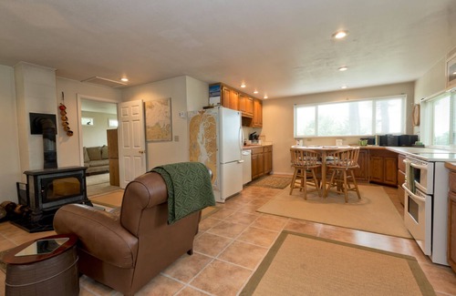 Sequim Cottage | Private Beach Access with beautiful water view between Sequim & Port Angeles