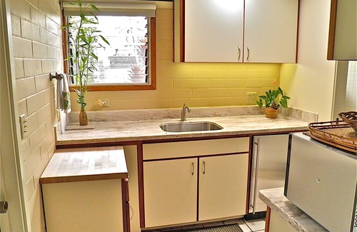 Kalama Tract Apartment | Private Beachfront Rental