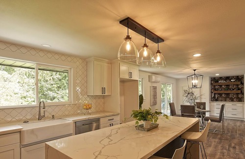 Boulevard Bluffs House | Private, beautifully updated rambler on 1/2 acre