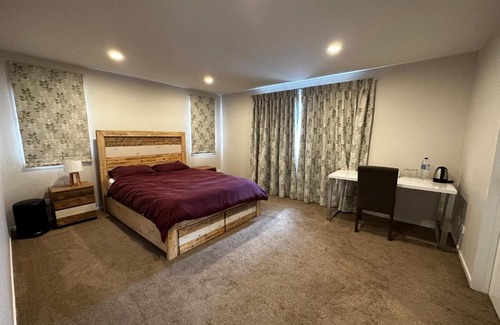 Flat Bush House | Private Bedroom Ensuite Close to all amenities