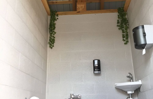 Port Matilda Cabin | Private Cabana