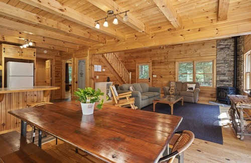 Mill Spring Cabin | Private Cabin in the Pines by Tryon Equestrian Center