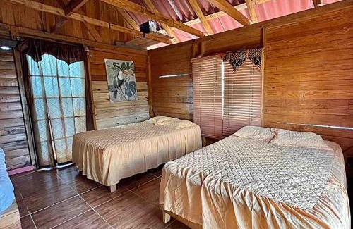 Carti Tupile Cabin | Private Cabin Over the Water PLUS Meals - San Blas Islands - private bathroom