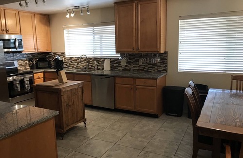 Pinnacle Peak House | PRIVATE CAVE CREEK RETREAT AT THE BASE OF BLACK MOUNTAIN