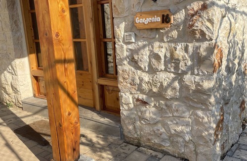 Kaftoun Ski Chalet | private chalet with outdoor jacuzzi and barbecue