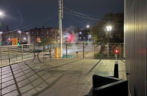 Midtown Apartment | Private Charming Midtown 1-bedroom apartment in amazing Detroit with WiFi, AC