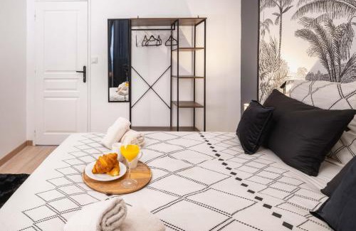 Dreux Apartment | Private Cinema and Gaming Room Getaway