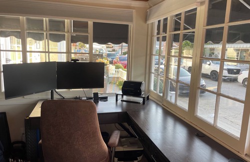 Balboa Island Cottage | Private Courtyard, Hot Tub, Reserved Parking, HVAC, Steps to Bay Beach