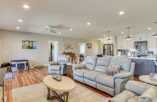 Leesville House | Private Dock, Fire Pit: Lake Murray Family Escape!