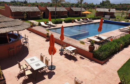 Ait Zat House | Private domain from 10 to 32 people, 9 bungalows, 4 of which with private swimming pool. Marrakech