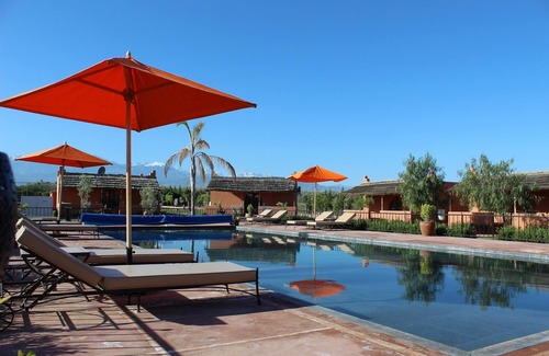Ait Zat House | Private domain from 10 to 32 people, 9 bungalows, 4 of which with private swimming pool. Marrakech