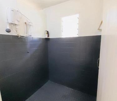 Nuku'alofa Bed & Breakfast | Private Double Room - Horizon Tonga Cottage