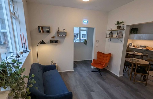 Isafjordur House | Private Double with Bathroom @ The Ísafjörður inn