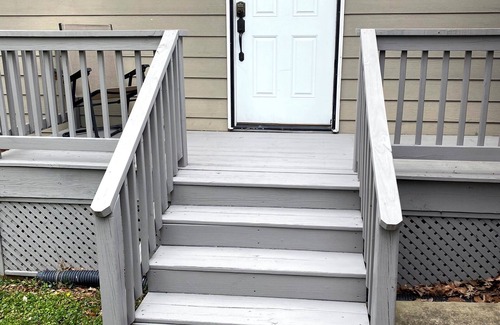 Elon House | Private Entrance, Patio, Driveway - 2 bed In-Law Suite near Elon University