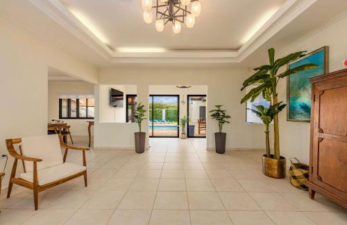 Esmeralda Villa | Private Esmeralda Villa