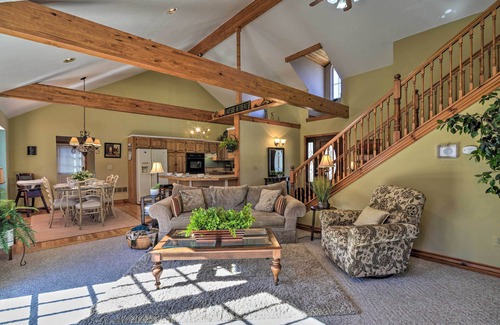 Oakland House | Private Family Home w/Deck, Porch + Forest Views!