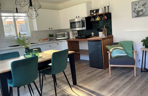 Bromont Apartment | PRIVATE FOREST WITH PATHS AND POND ON THE DOORSTEP. YOUR DOG OFF-LEASH EVERYWHERE.