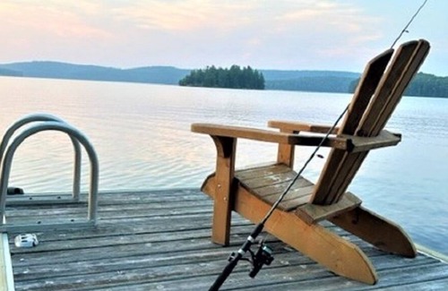 Highland Grove Cabin | Private Getaway cabin on Baptiste Lake