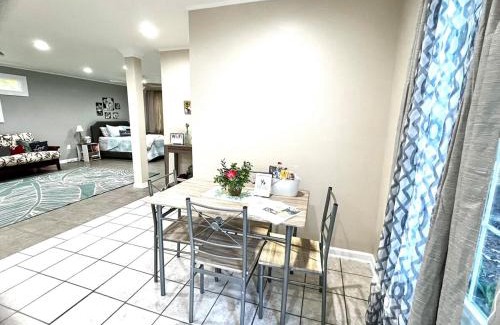 South Carolina Lowcountry Apartment | Private Guest House Near Beach