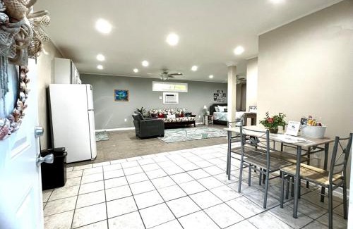 South Carolina Lowcountry Apartment | Private Guest House Near Beach