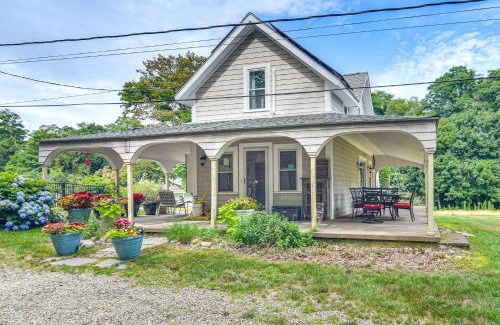 Plymouth House | Private Heated Pool Family Cottage in Plymouth!