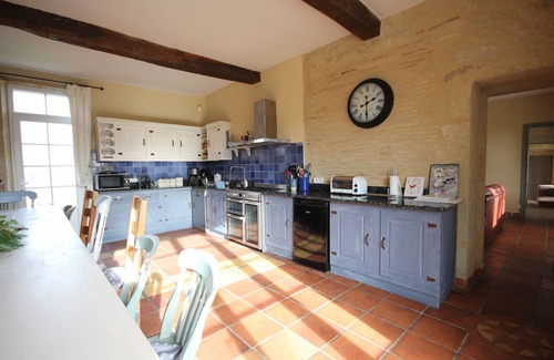 Gontaud Other | Private heated pool, stunning views, large well equipped kitchen, games room.