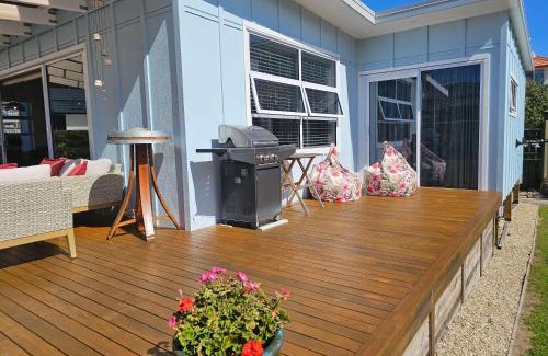 Waikawa Bay House | Private Hideaway with Beach & Marina Access