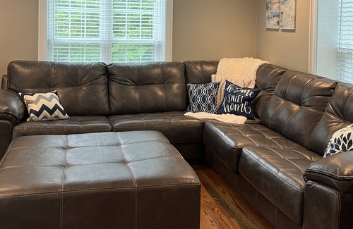 Woburn House | Private home near amazing downtown Woburn! Sleeps 9