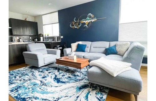 East Queen Anne House | Private Home with view near Downtown & Space Needle