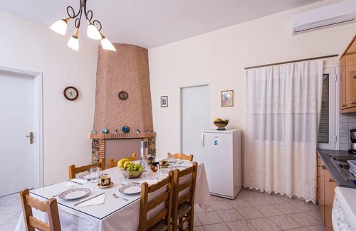 Sfinari House | Private house Palm Beach