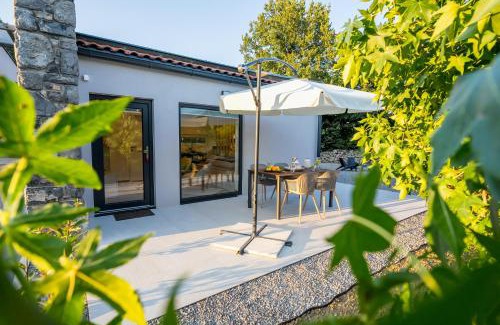 Lokev House | Private House - Serenity home