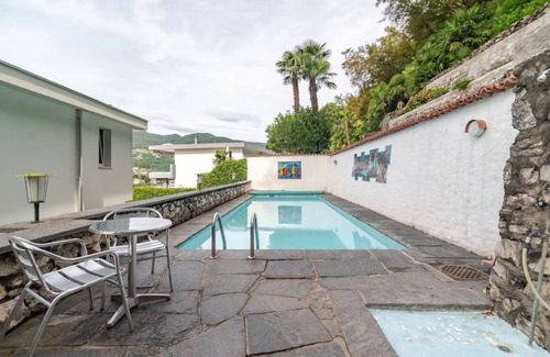 Caslano Villa | Private house with Pool 150m from the Lake.