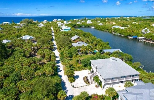 Palm Island House | Private Island Paradise