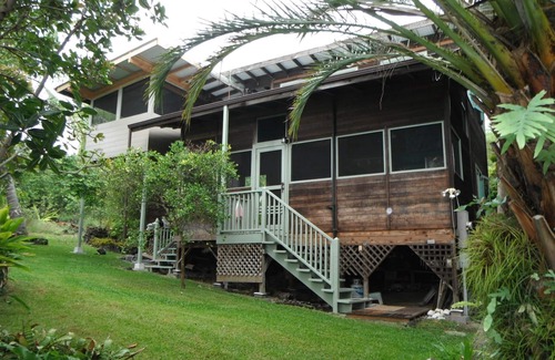 Opihihale Cottage | Private Island Style Cottage With Ocean View And Tropical Garden