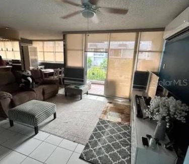 Rio Piedras Apartment | Private King Room with bath in Shared Apartment