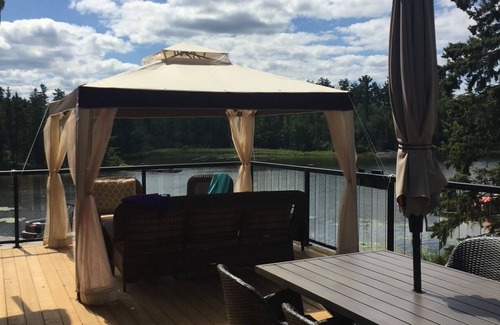 Kenora Cottage | Private Lake front cottage on Lake of the Woods Kenora