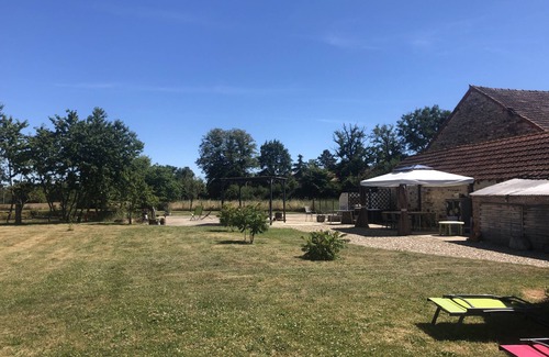 Bommiers Cottage | Private Lake - Pool - Tour de France Route